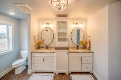 Bathroom with Statement Lighting